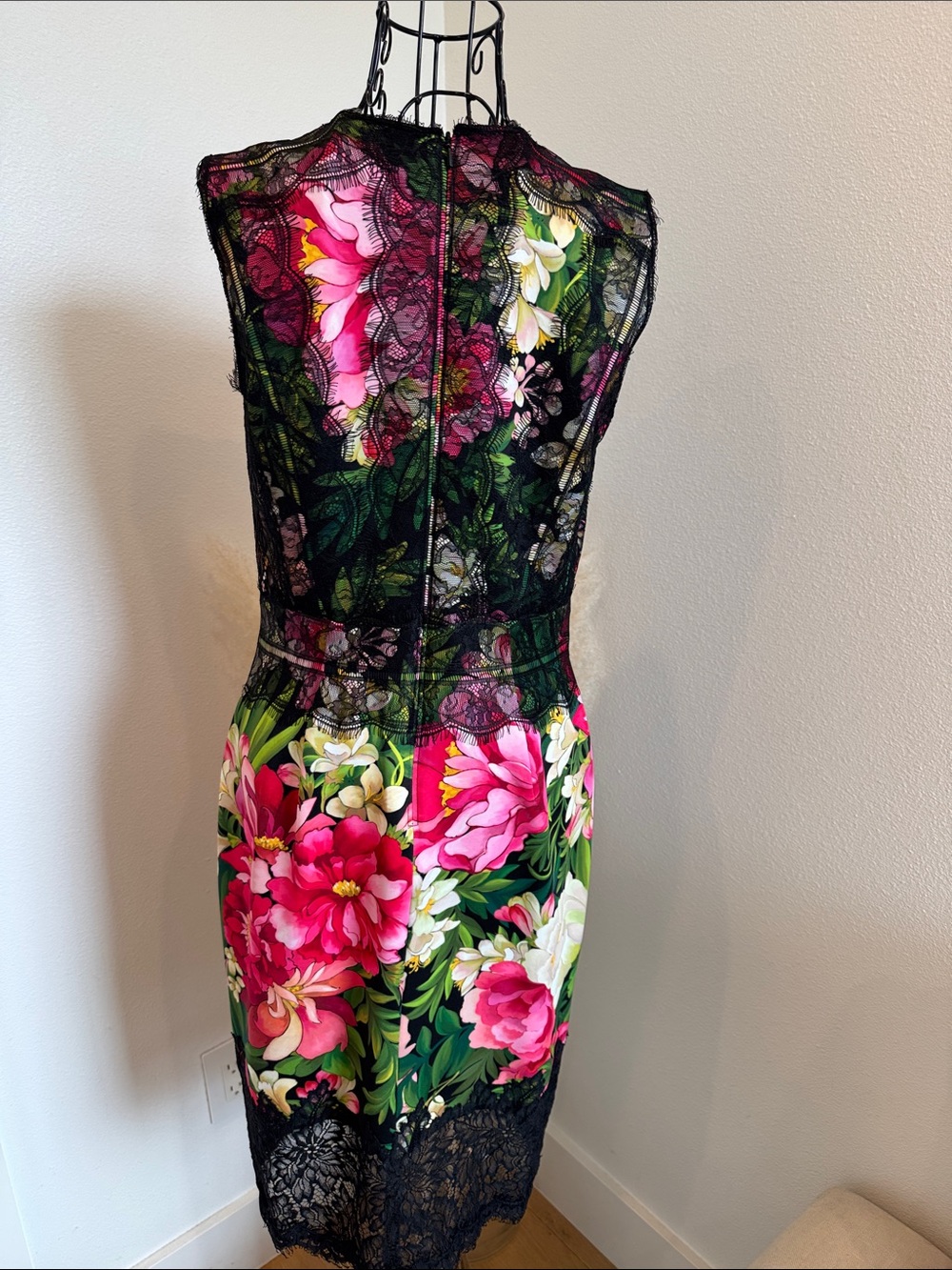 Tadashi Shoji Black Lace Floral Print Sheath Dress - Picture 7 of 14